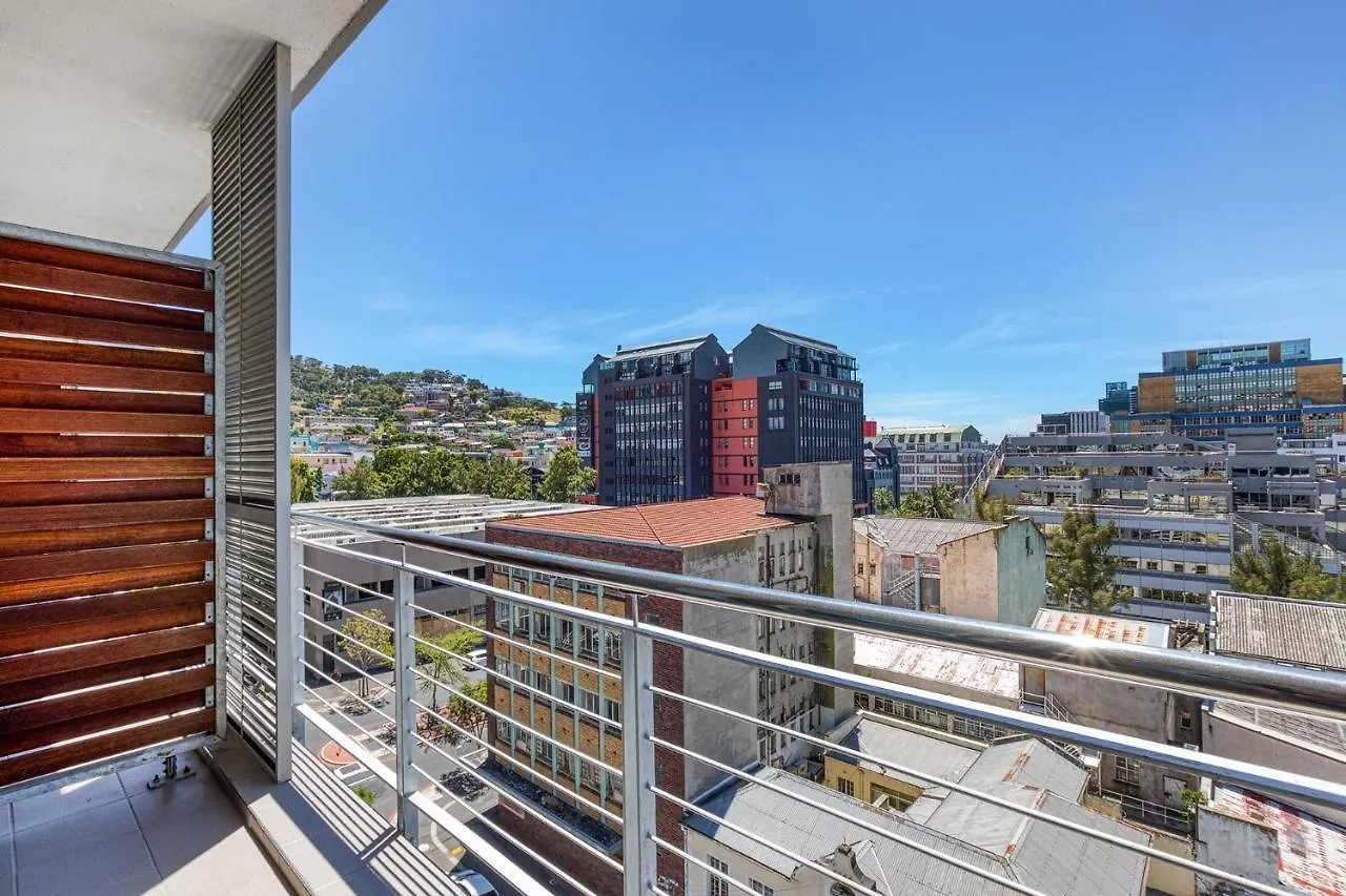 Backup-Powered Trendy City Balcony Apartment Kapstadt 0*,
